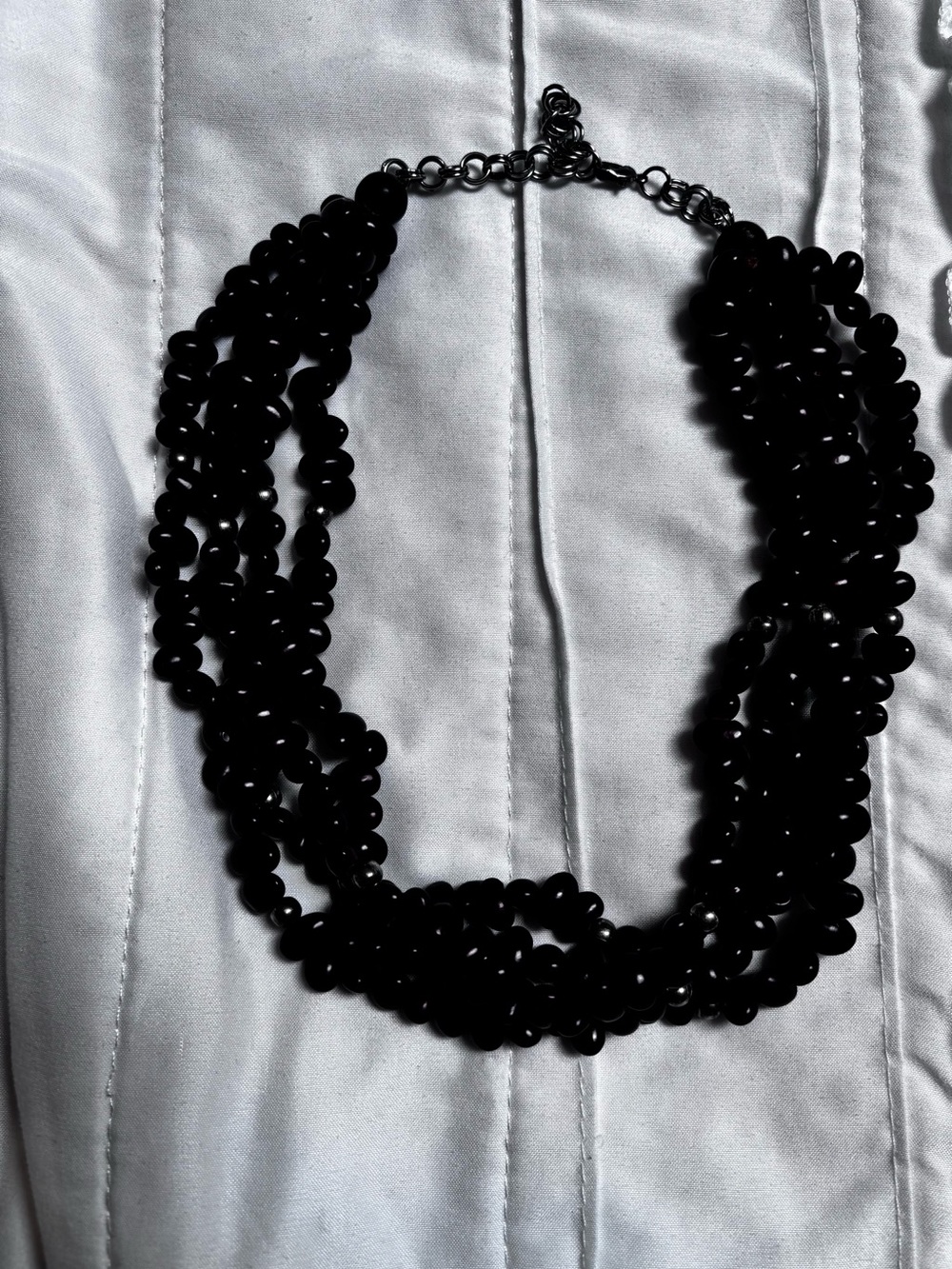 Stunning Layered Deep Red Beaded Necklace with Subtle Silver Accents - Picture 5 of 6